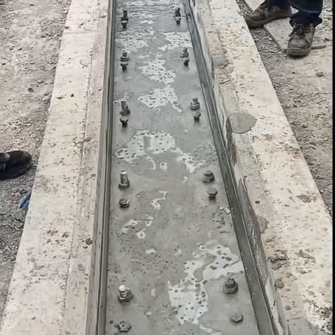 盐源环氧树脂轨道胶泥是什么？用在哪里？